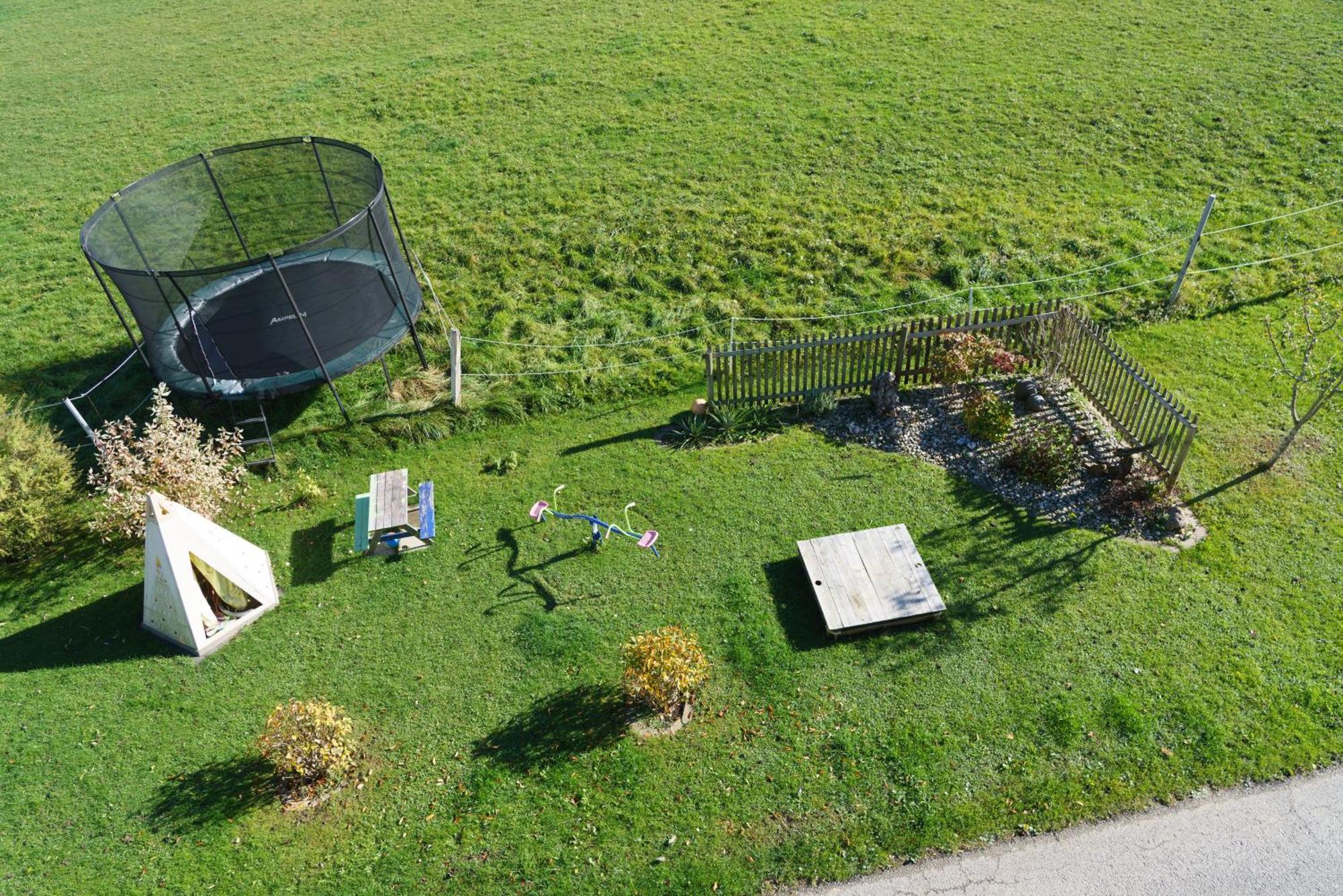 Private Farmhouse Escape - Ideal For Up To 8 Guests Seeham Exterior photo
